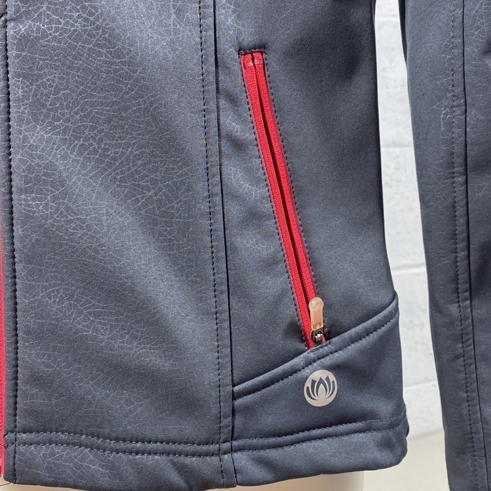 Mondetta light sporty jacket with hood 2 tone grey and pink - Picture 3 of 13